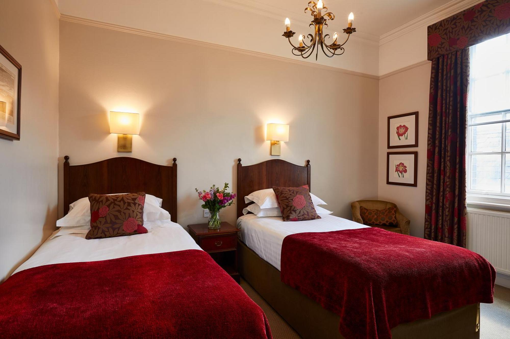 Macdonald New Blossoms Hotel Chester Exterior foto